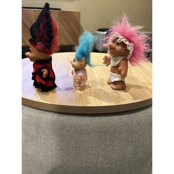 lot of 3 vintage 1 russ , 1 Dam , 1 ITB troll dolls - Picture 2 of 13